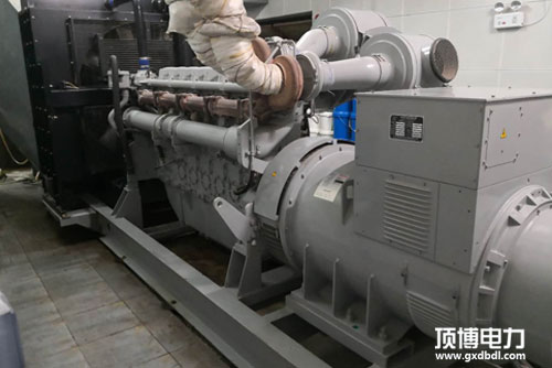 24KW-1800KW帕金斯柴油發電機組價格表