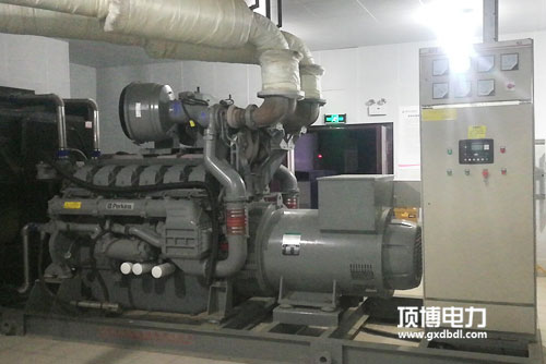 300KW帕金斯柴油發電機組